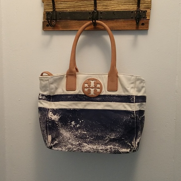 Tory Burch Handbags - Tory Burch cream canvas bag.